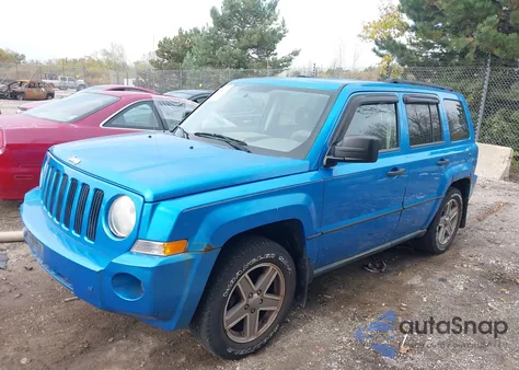 2008 Jeep Patriot Sport from USA, damaged, VIN 1J8FT28W98D519051